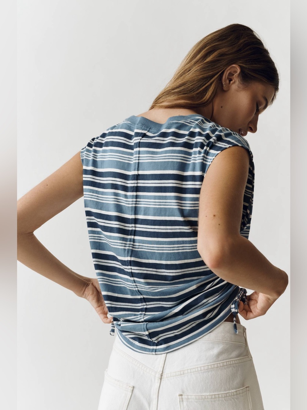 Pilcro 100% Cotton Cinched Muscle Tee - Picture 3 of 7